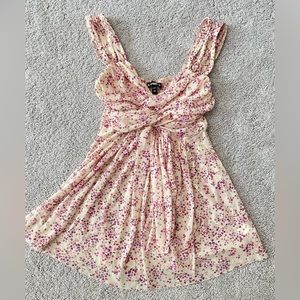 Express Dressy Floral Tank. XS